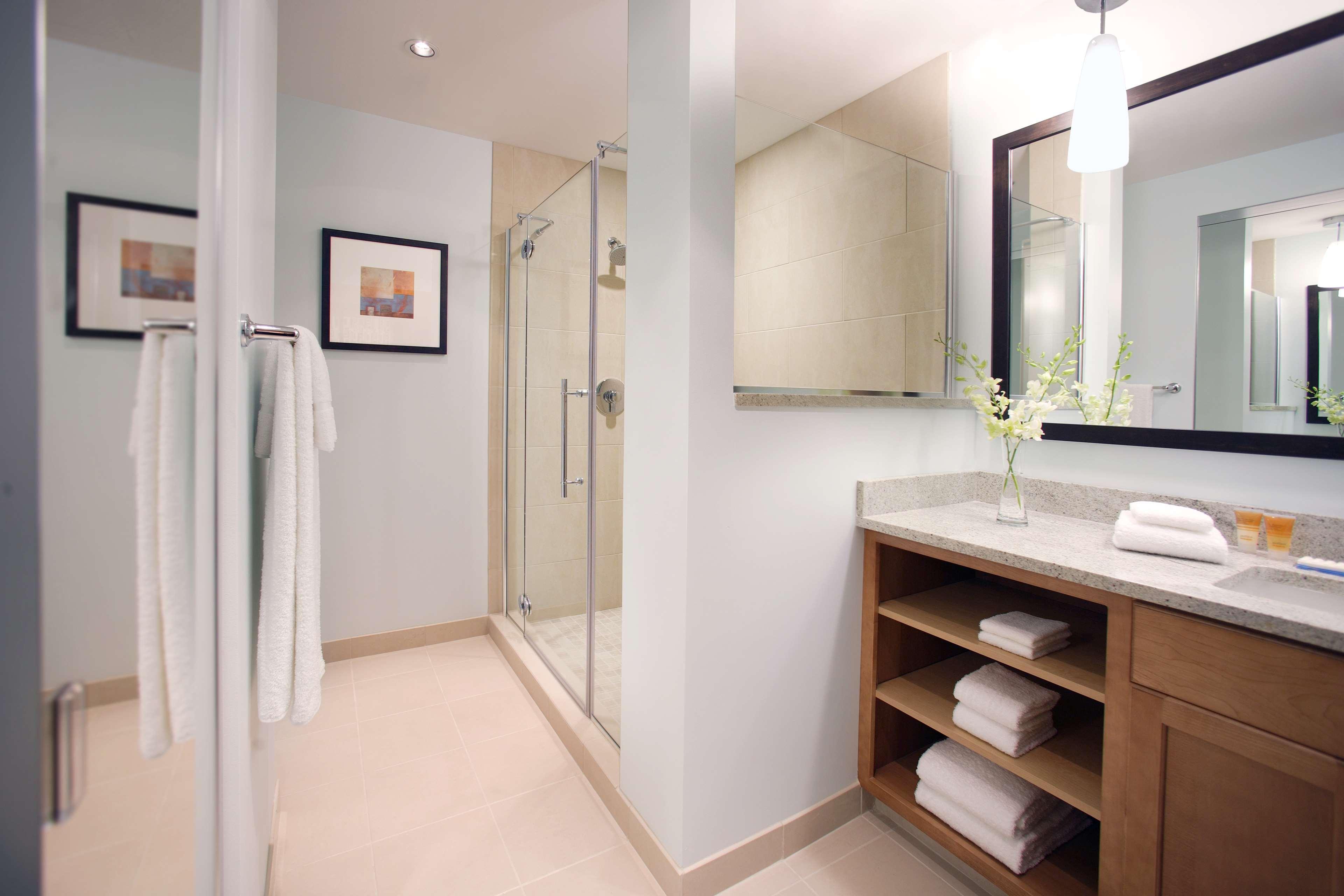 Hyatt House Naperville/Warrenville Room photo